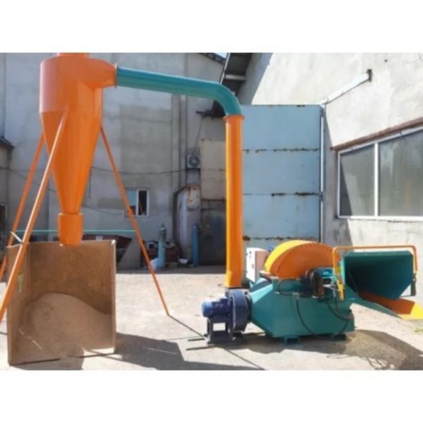 Подрібнювач деревини в тирсу РМ-55Е