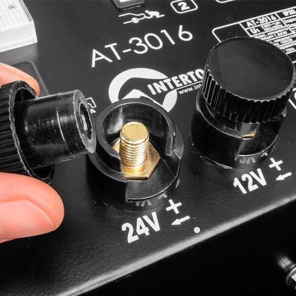 Пускозарядний пристрій 12 В - 24 В, 300 А, 1.2 кВт INTERTOOL AT-3016