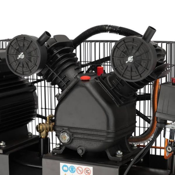 Компресор 50 л, 3 кВт, 220 В, 10 атм, 500 л/хв, 2 цилиндри INTERTOOL PT-0016